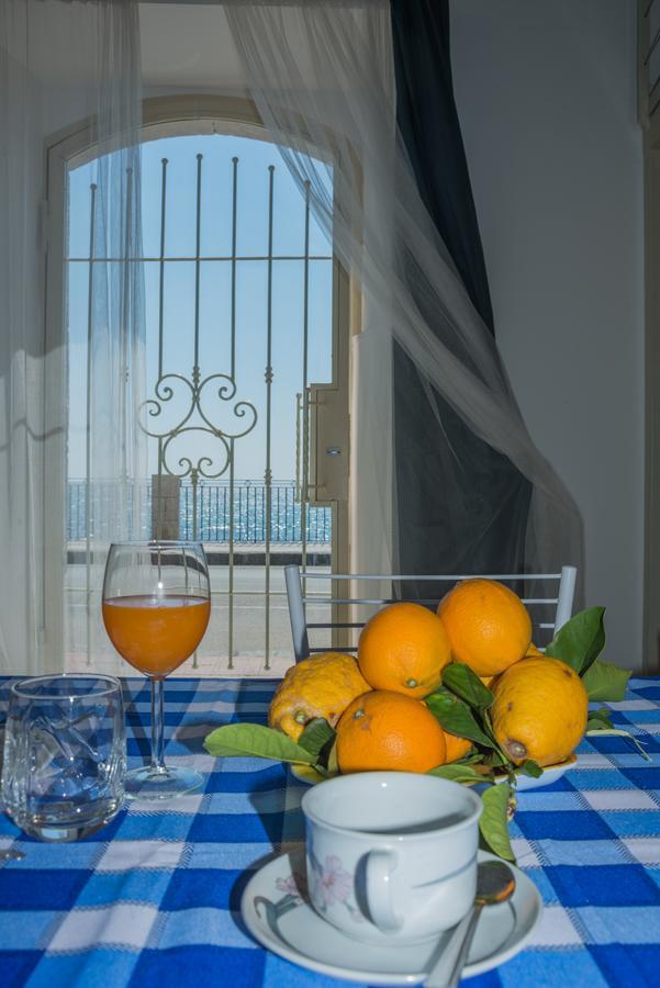 Joanna Studio Flat Giardini Naxos Bagian luar foto