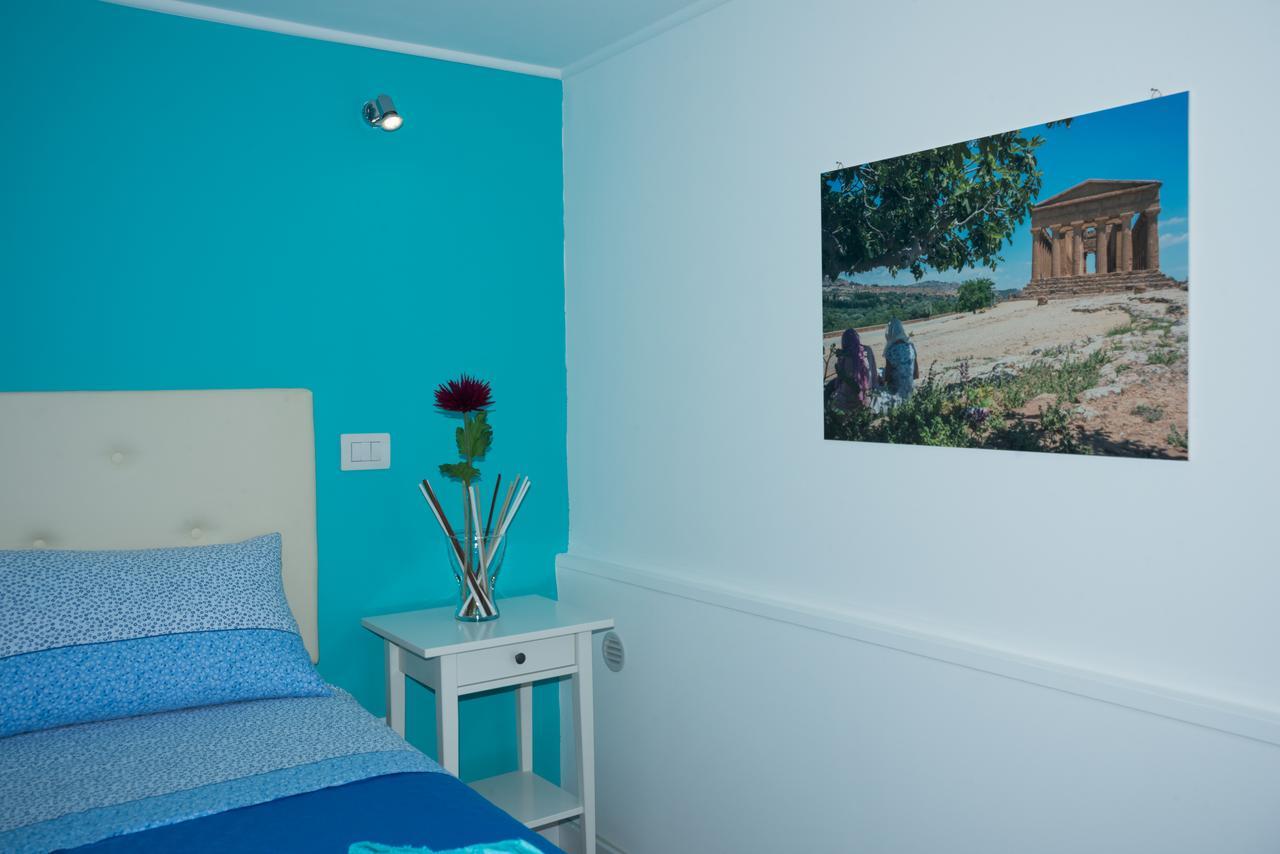 Joanna Studio Flat Giardini Naxos Bagian luar foto